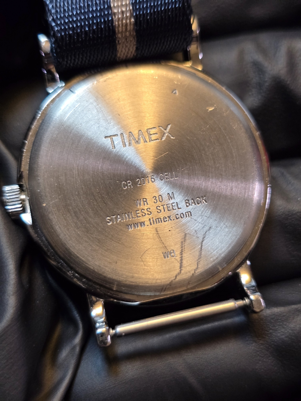 Timex Men’s Navy and Beige Strap White Dial Field Watch - Picture 6 of 6